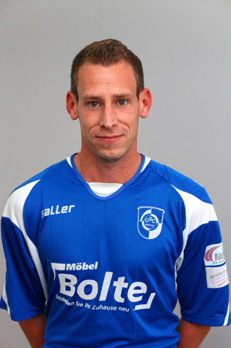 OSC Vellmar II U 23 Verbandsliga 2013/14 Porträt
Mathias Hartwig
fotofischer OSC Vellmar II U 23 Verbandsliga 2013/14 Porträt
Mathias Hartwig
fotofischer